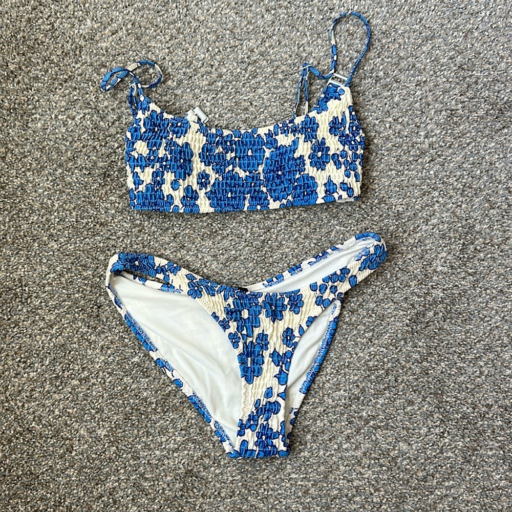 Triangl floral bikini set